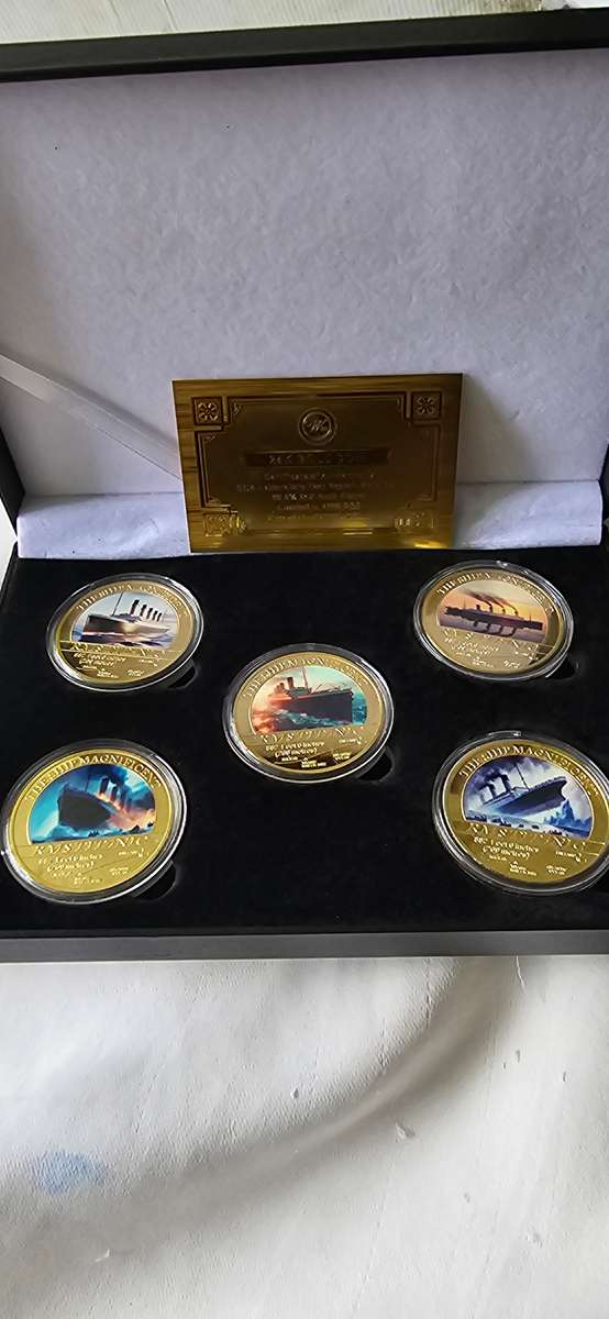 24K GOLD RMS TITANIC 5 DESIGNS COINS WITH CERTIFICATE