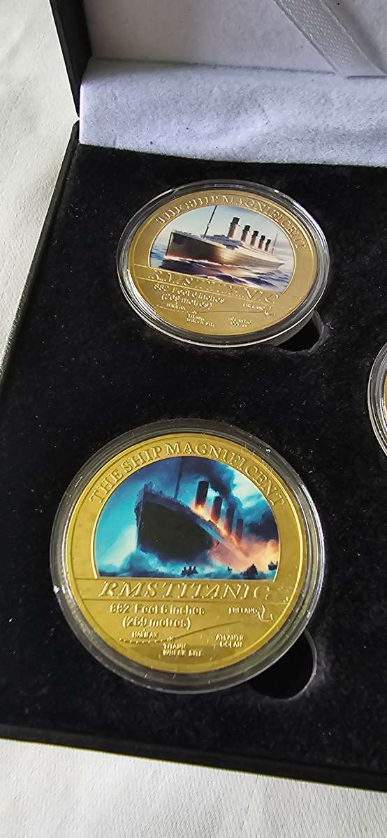 24K GOLD RMS TITANIC 5 DESIGNS COINS WITH CERTIFICATE