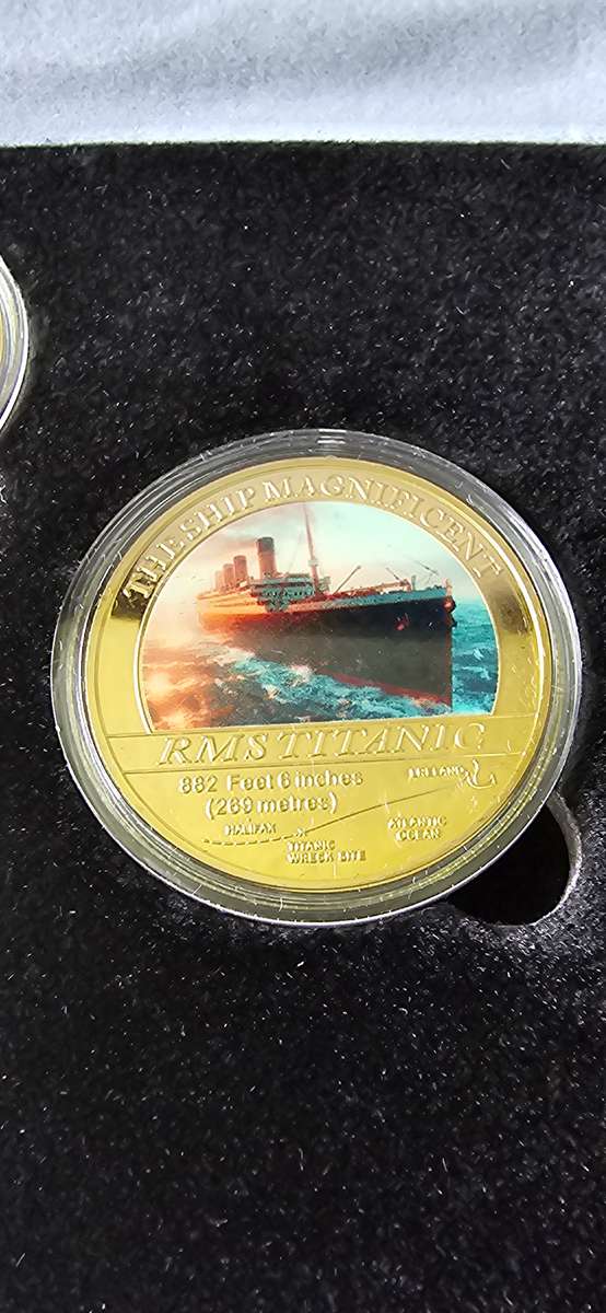 24K GOLD RMS TITANIC 5 DESIGNS COINS WITH CERTIFICATE