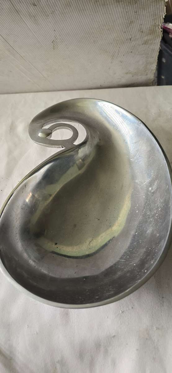 CAROL BOYES STYLE PEWTER SERVER ON FEET