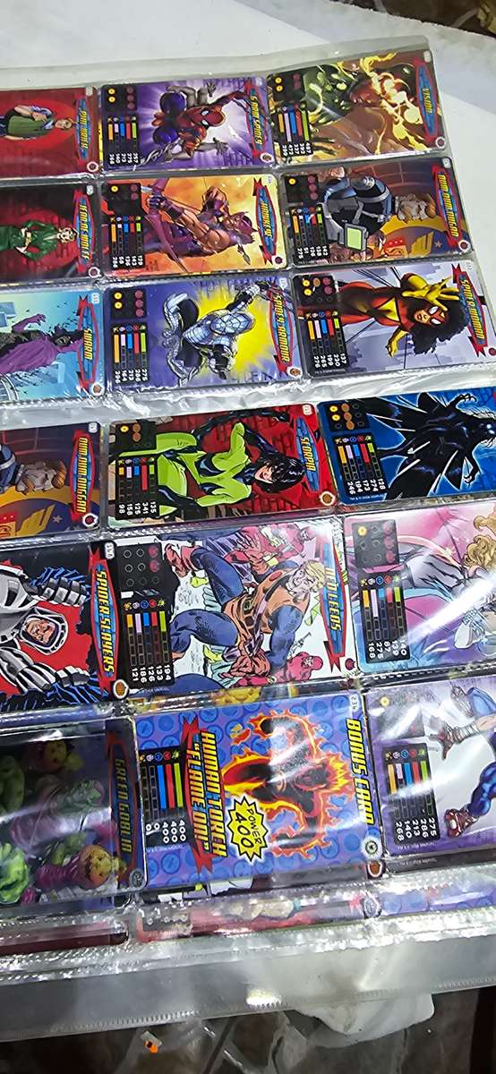 OVER 200 SUPERHEROES TDC IN ALBUM