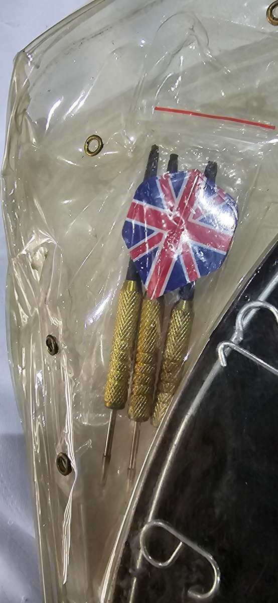 BAILI DART SPORT(REVERSIBLE GAMES) WITH 6 FLIGHTS-46cm in diameter