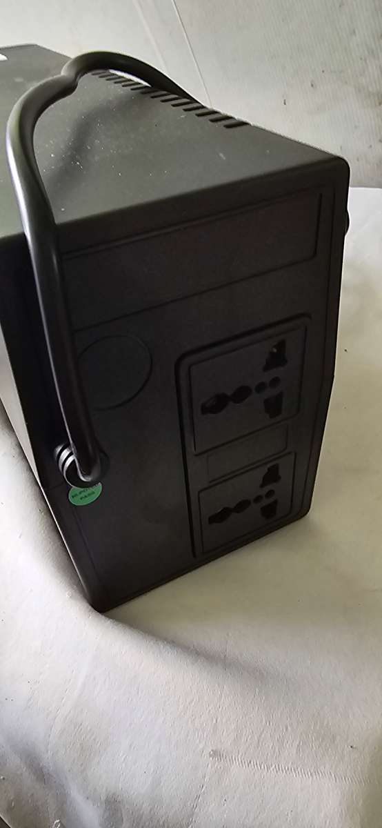 LINE INTERACTIVE UPS POWER WITH BUILT IN BATTERY (1000VA)