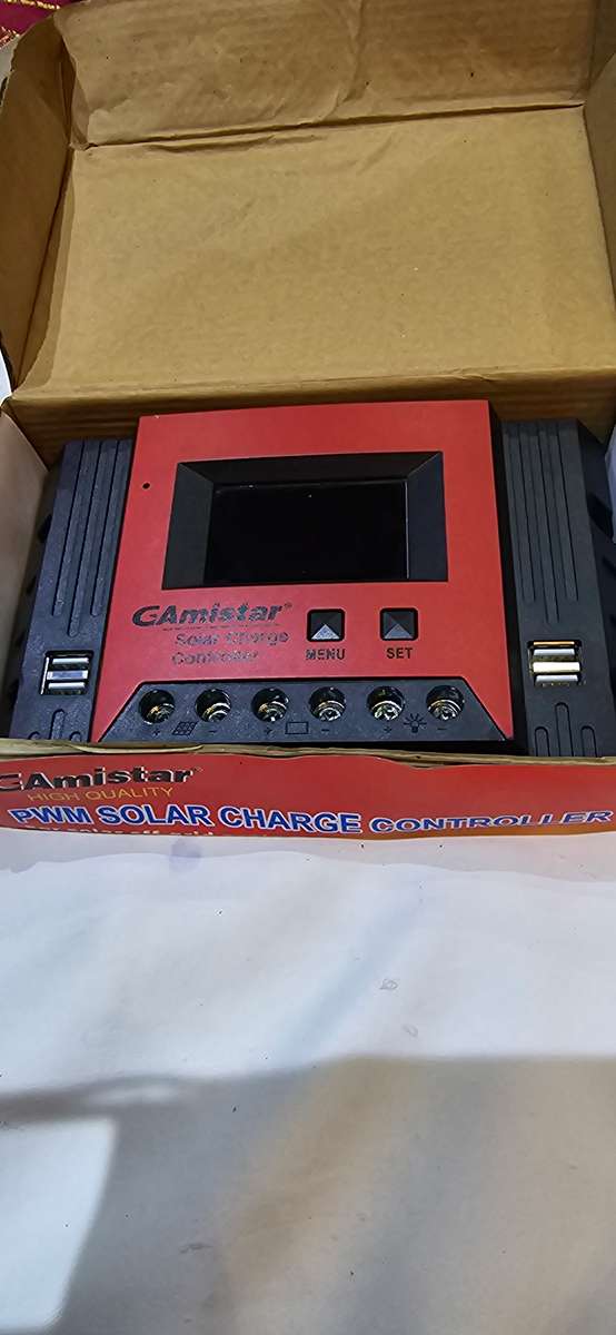 SOLAR CHARGE CONTROLLER