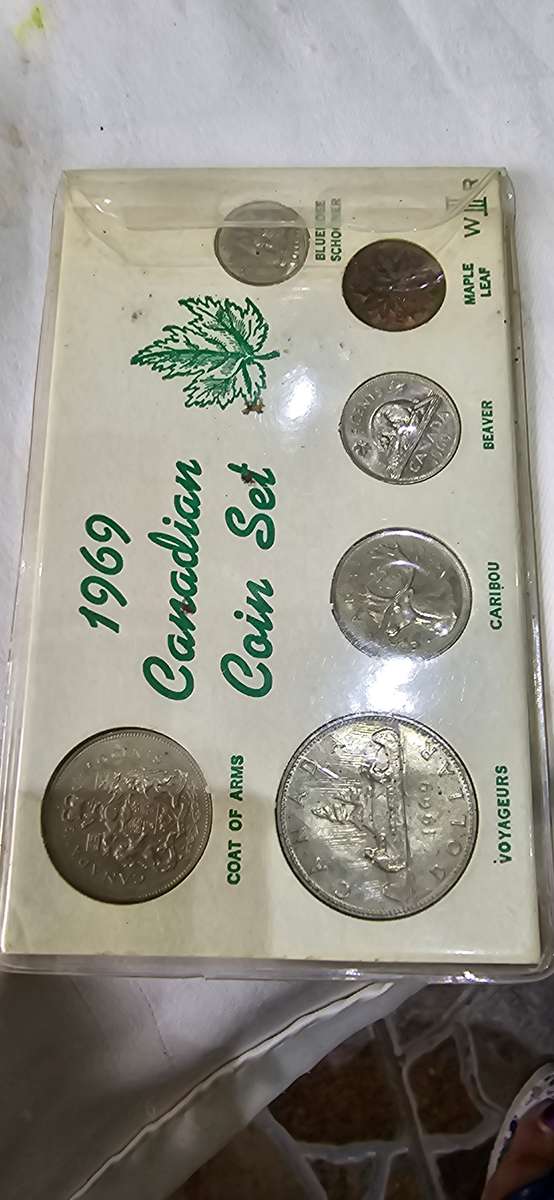 1969 CANADIAN COIN SET