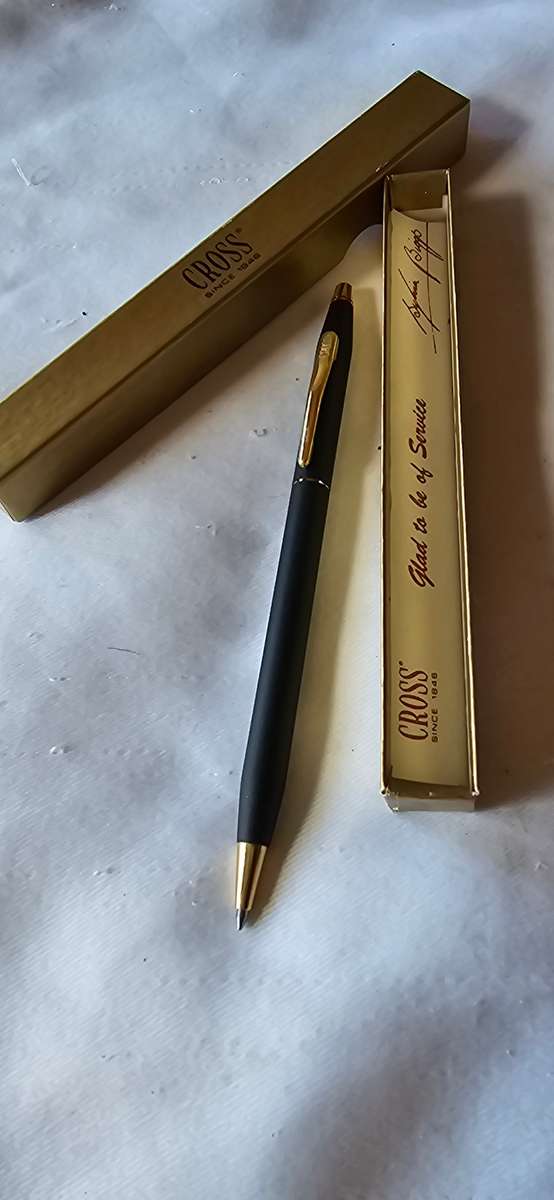 CROSS PEN IN ORIGINAL BOX