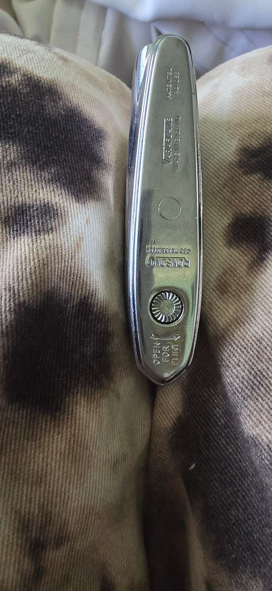 RONSON VARAFLAME CIGARETTE LIGHTER(MADE IN ENGLAND)