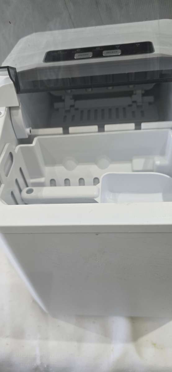 COUNTERTOP ICE MAKER(UNUSED CONDITION)