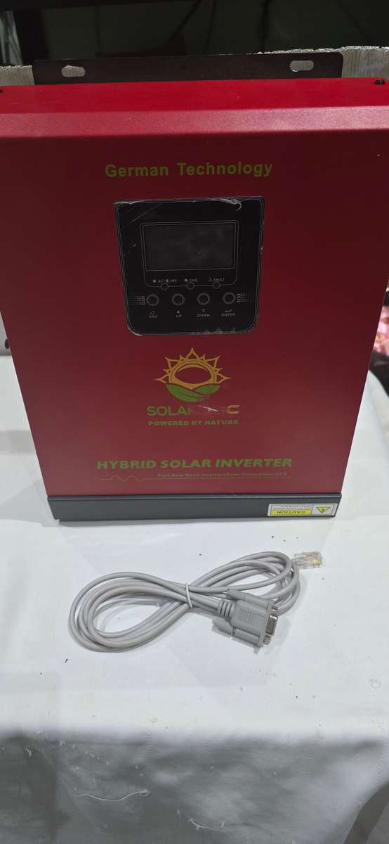 1.5/3KVA PURE SINEWAVE HYBRID SOLAR INVERTER(UNUSED)SEE DESCRIPTION