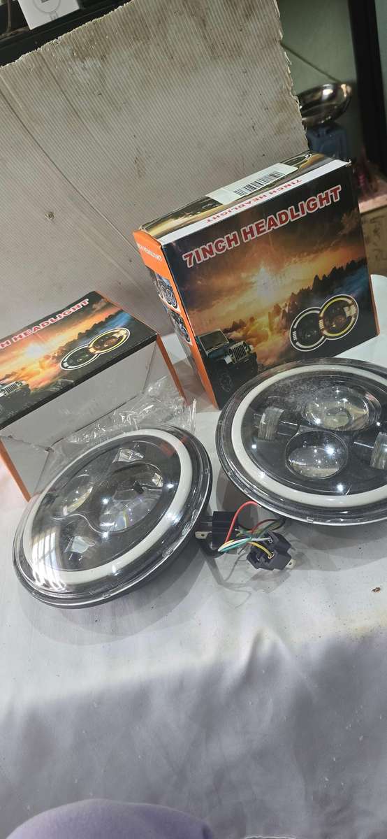 PAIR OF PC-7,7 INCH HEADLIGHT