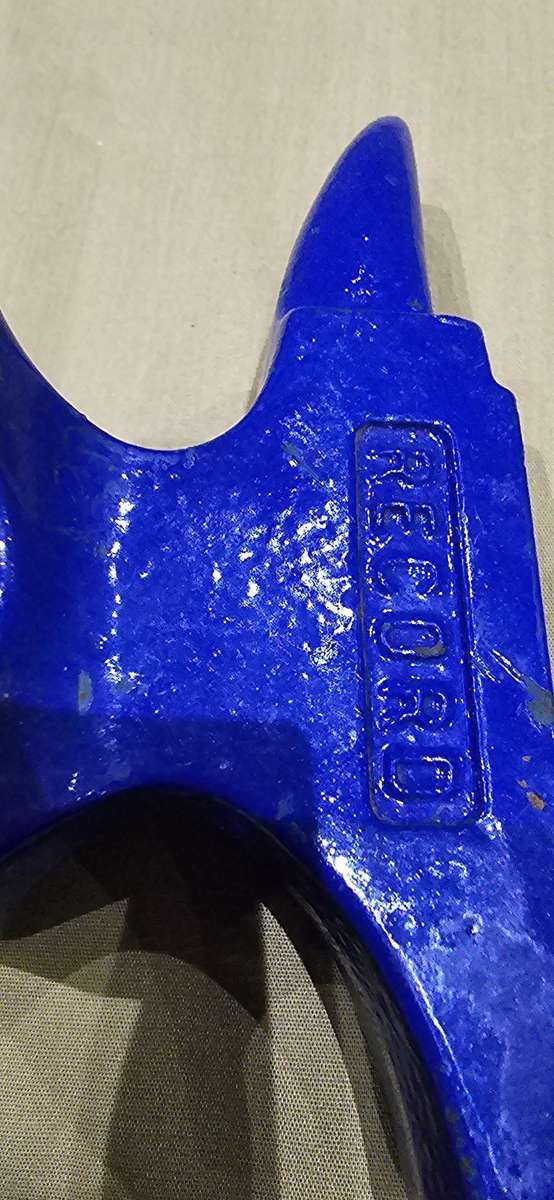 RECORD MADE IN ENGLAND(0742 449066)JEWLERS ANVIL6