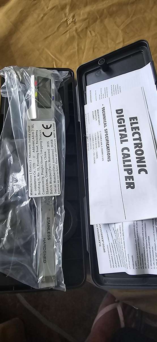 ELECTRONIC VENIER DIGITAL CALIPER