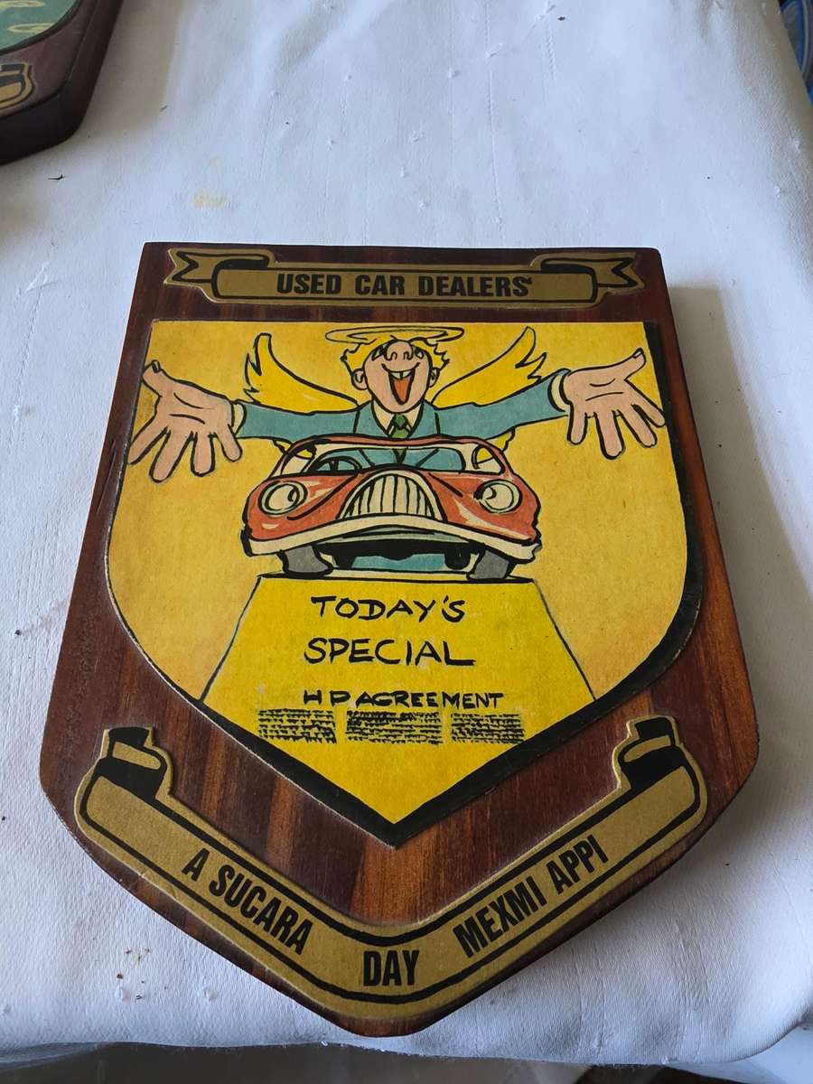 Set of 5 very old signs on solid wood plaque (17 x 13cm)