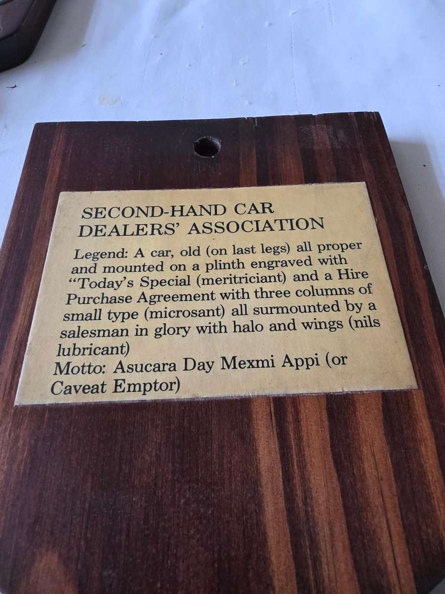 Set of 5 very old signs on solid wood plaque (17 x 13cm)