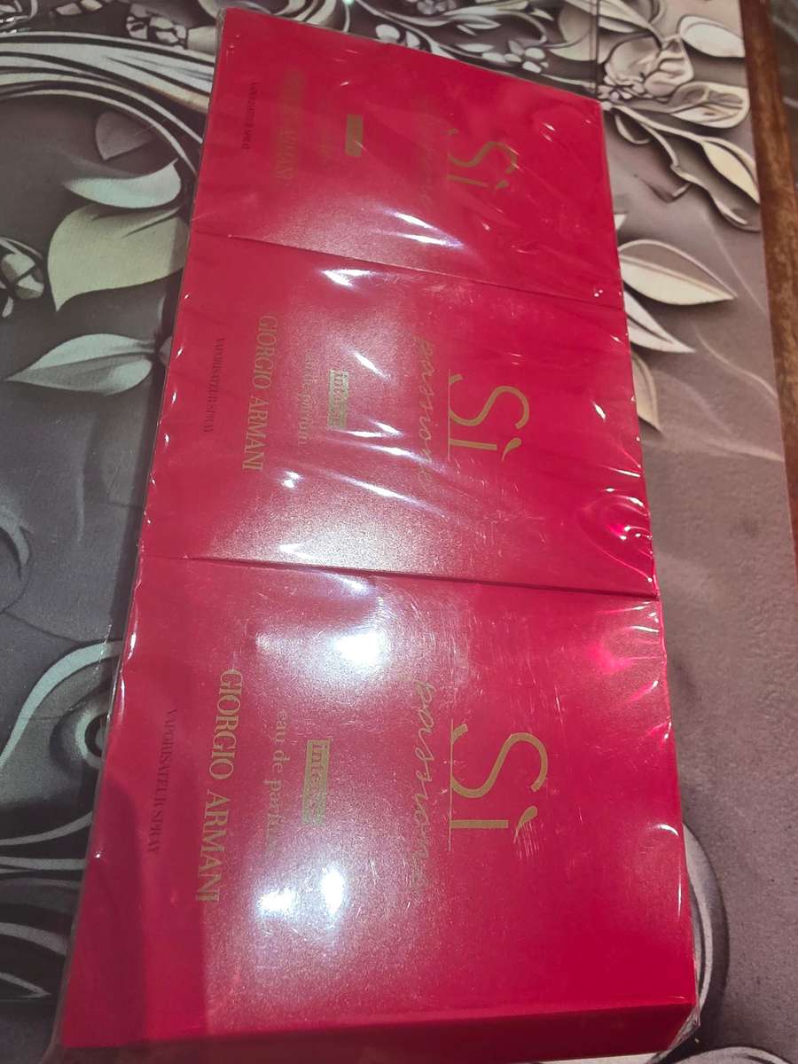 6 x 1.25ml Si Passione Georgio Armani Eau de Perfum