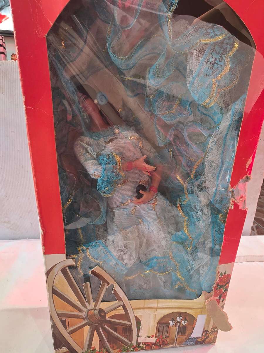 VINTAGE SPANISH CHICKLANA DANCING DOLL IN ORIGINAL BOX(UNOPENED)