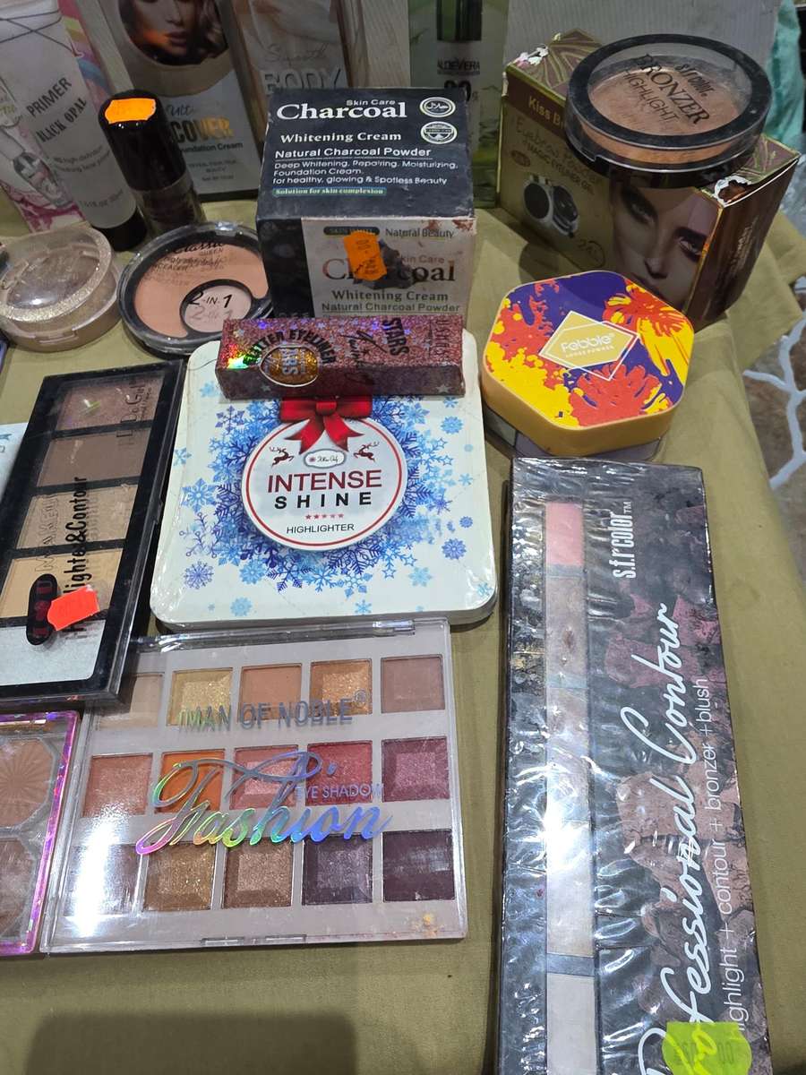 Joblot 29 Sets Face Makeup Products