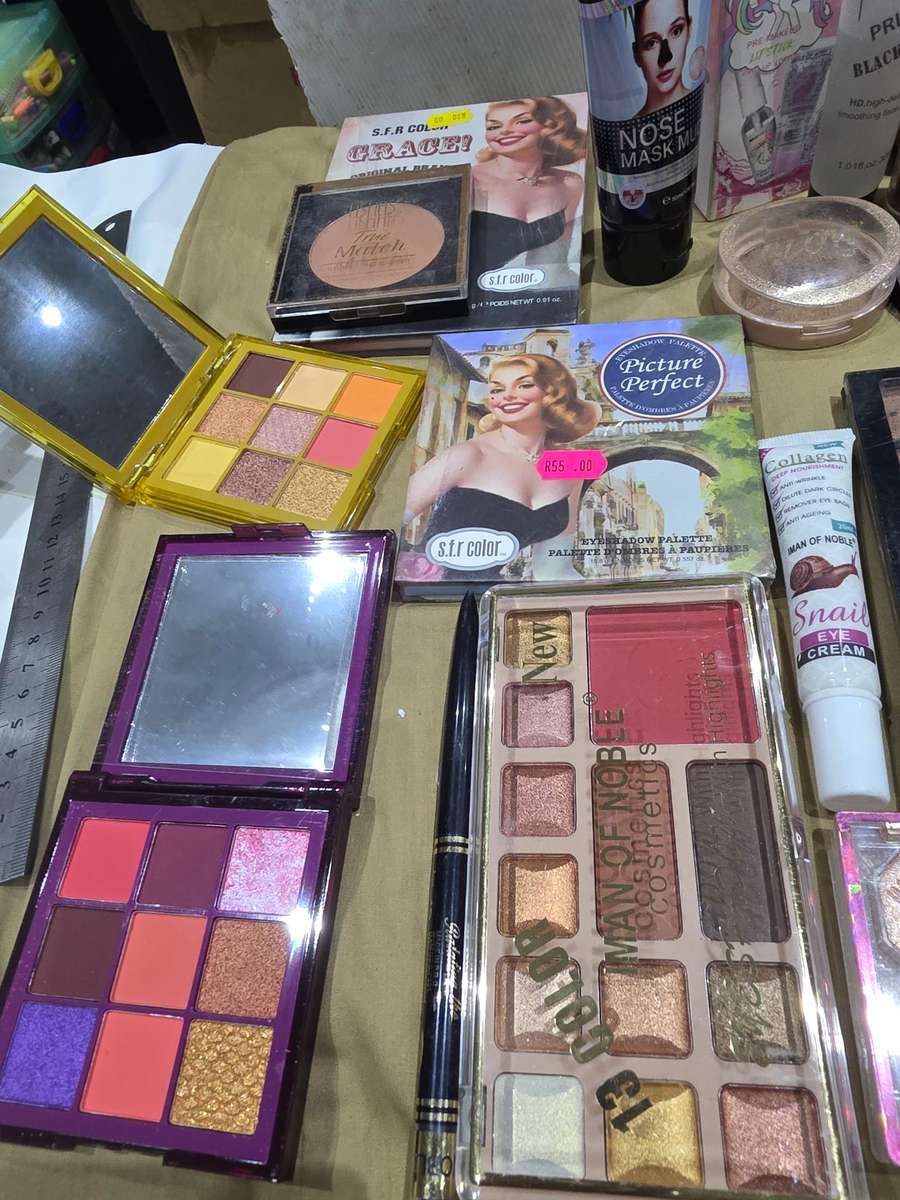 Joblot 29 Sets Face Makeup Products