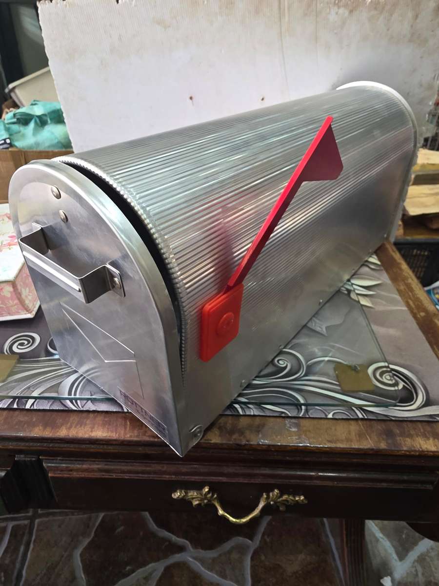 Vintage USA Aluminum Mailbox