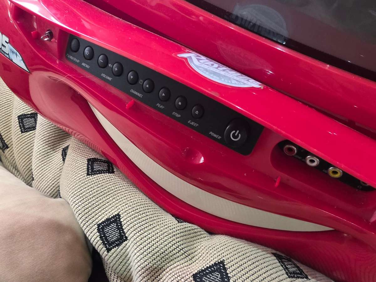 PIXELS CAR TV(COLOR) WORKS