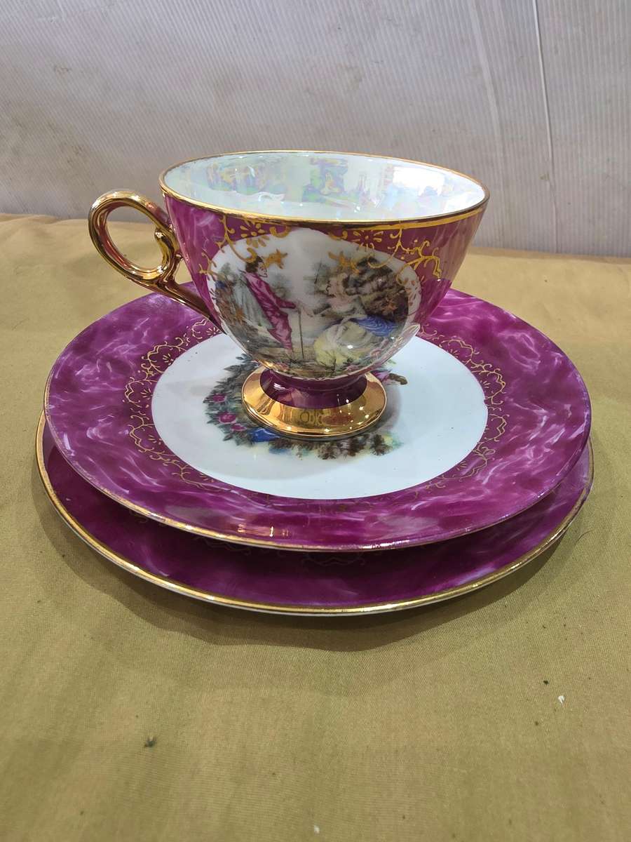 VINTAGE MAROON/GOLD AND WHITE TRIO SET