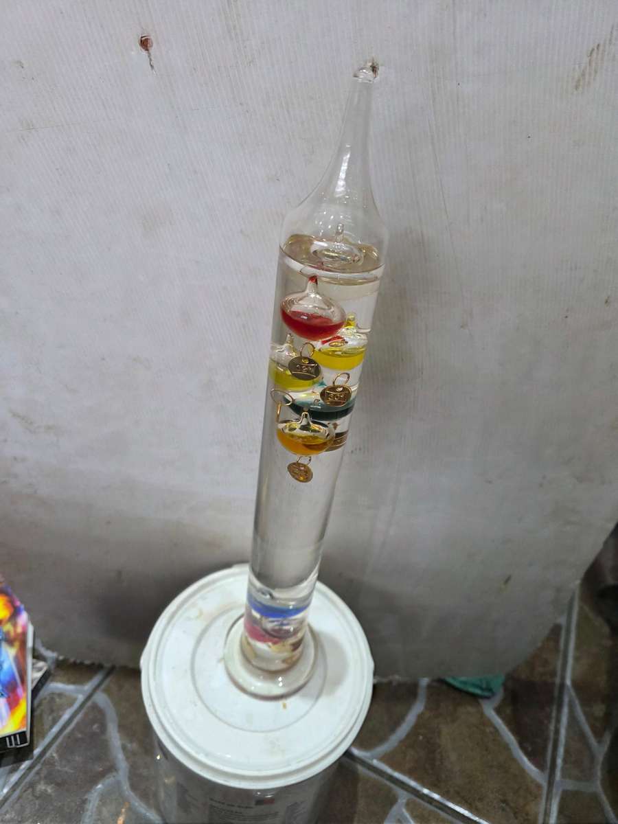GALILEO THERMOMETER