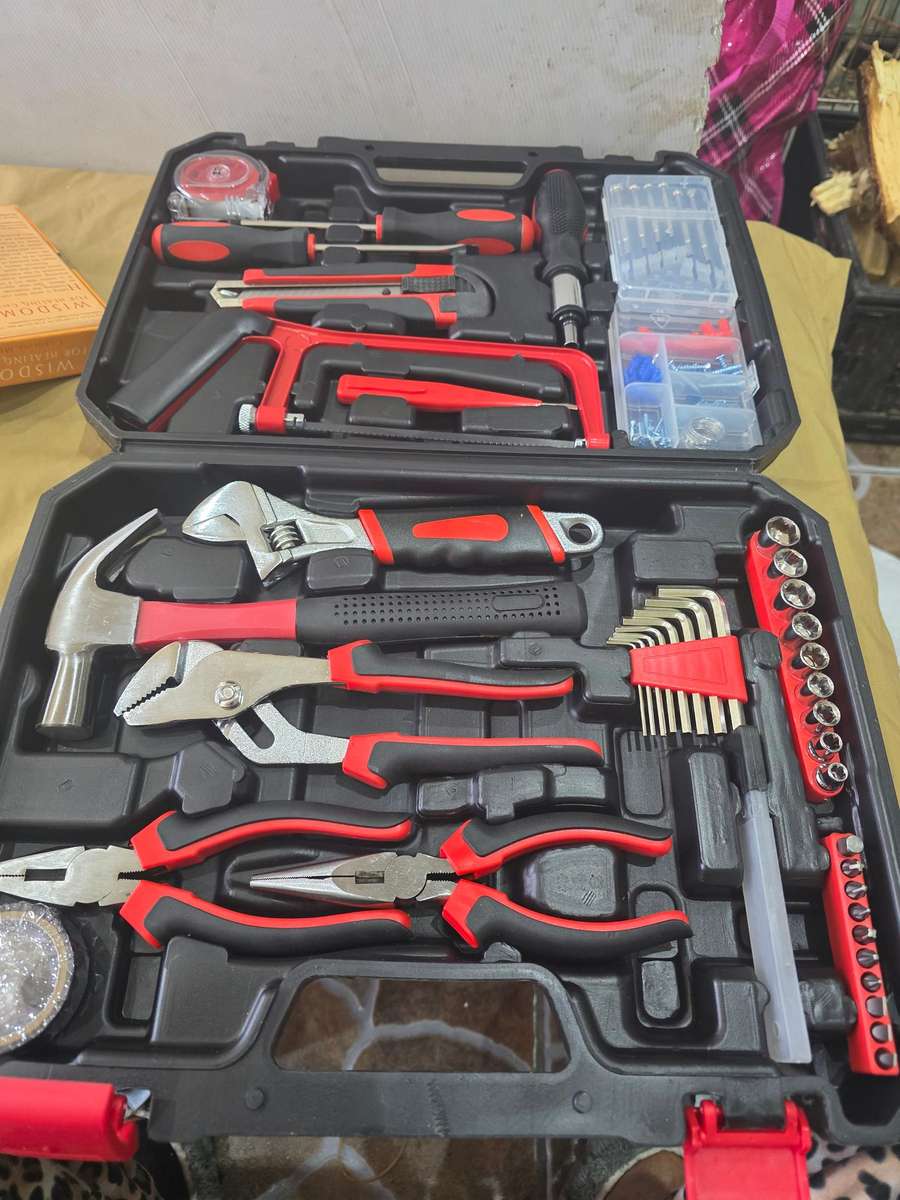 HANDY GOOD QUALITY TOOL KIT(OVER 50 PIECE)