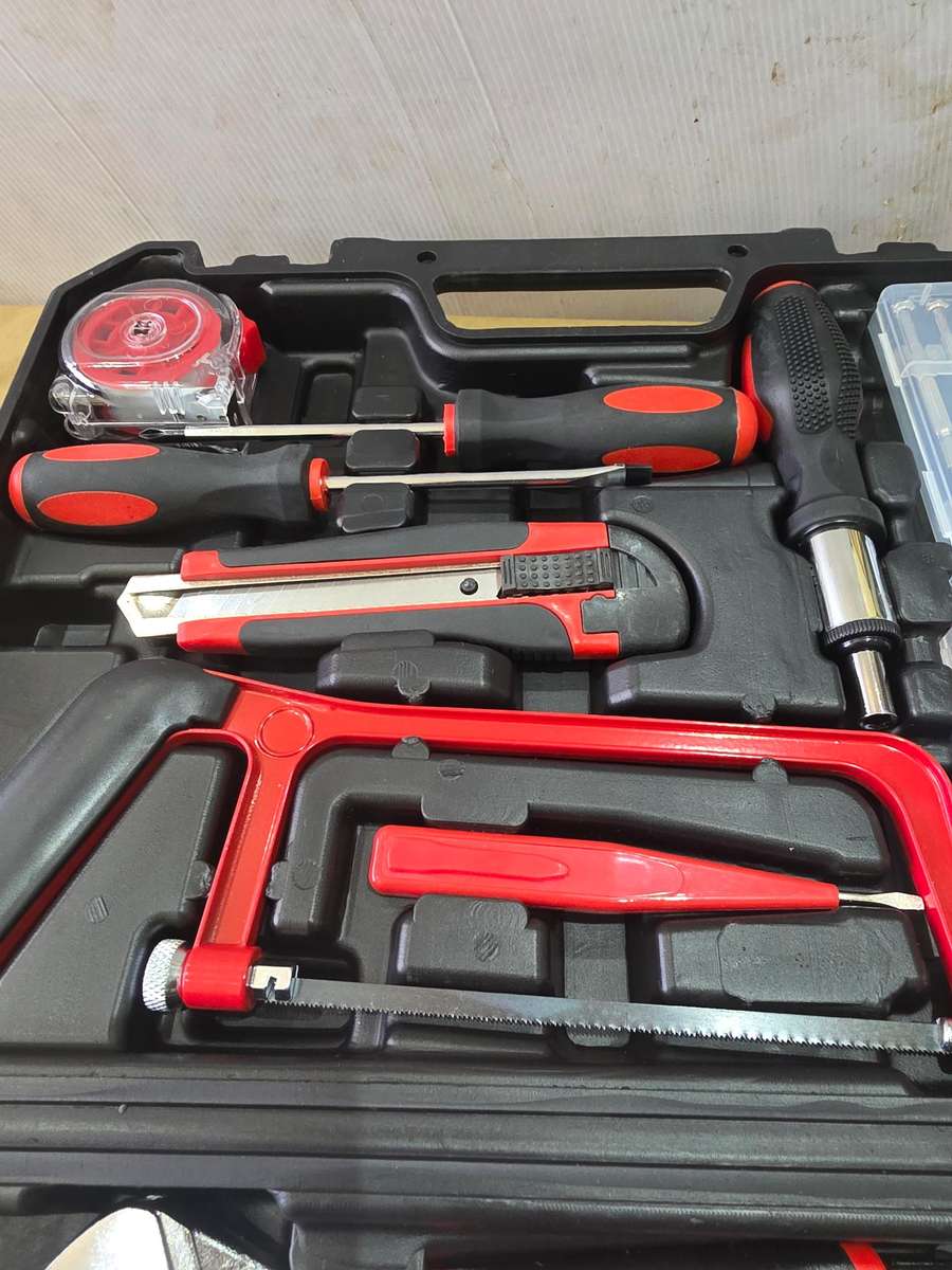 HANDY GOOD QUALITY TOOL KIT(OVER 50 PIECE)