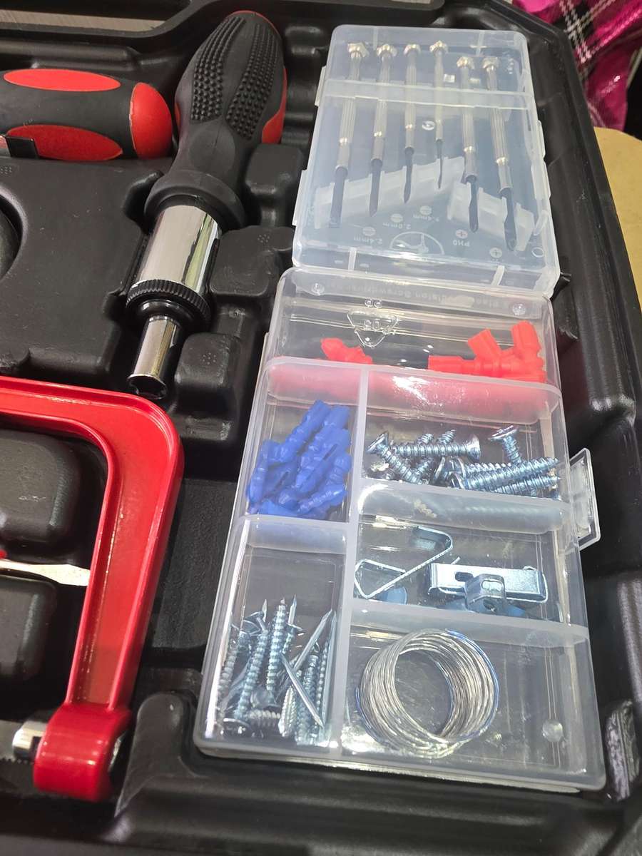 HANDY GOOD QUALITY TOOL KIT(OVER 50 PIECE)