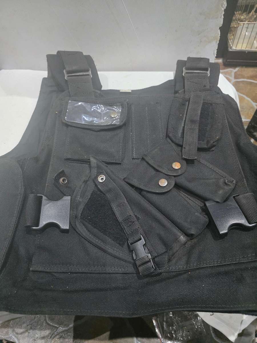 Adult Tactical Vest (M-L)