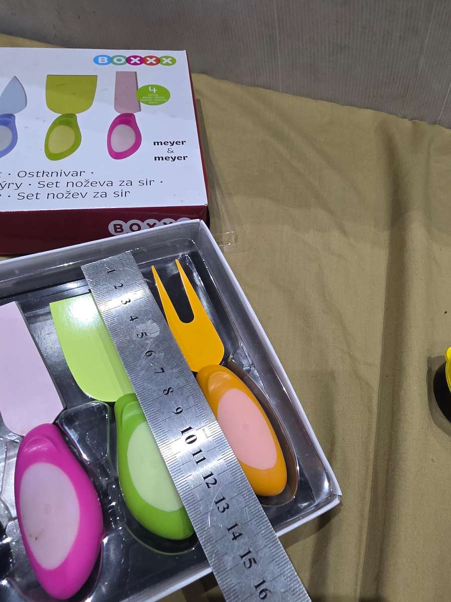 MEYER & MEYER GERMAN STEEL CHEESE KNIVES SET