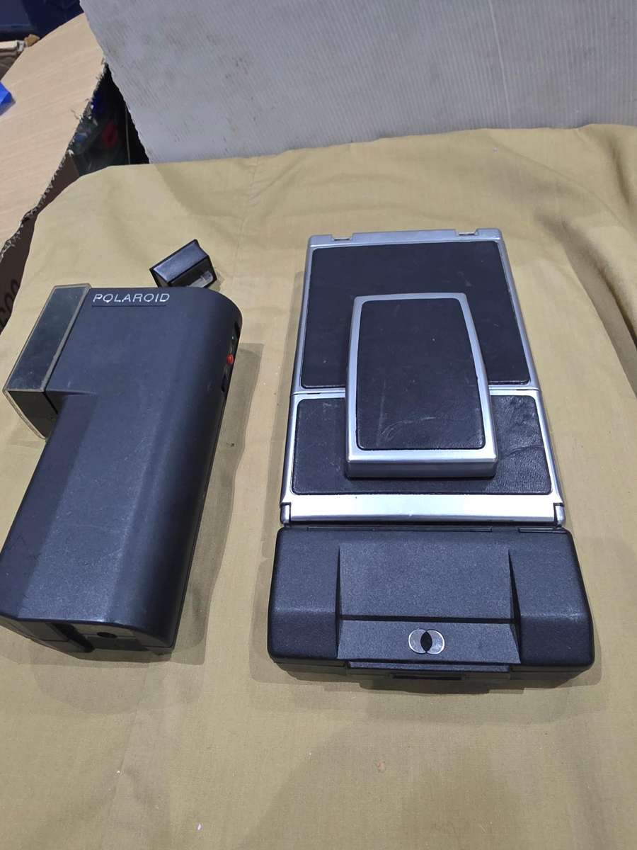 PALAROID SX-70 LAND CAMERA SONAR ONE STEP