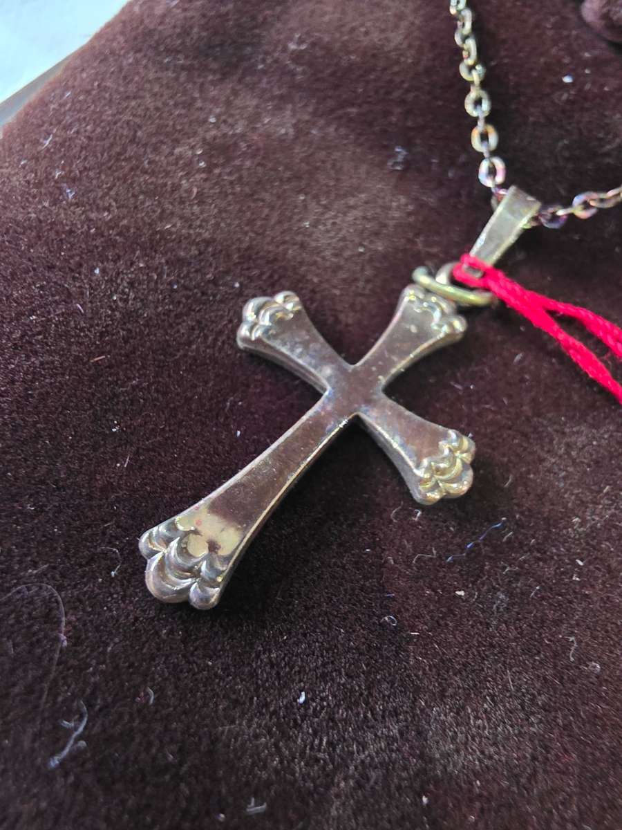ROLLED GOLD CROSS CHAIN AND PENDANT