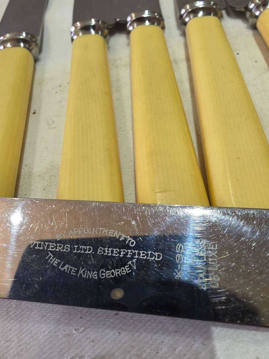 12 PIECE VINTAGE BONE HANDLE KNIVES (APPOINTED TO THE LATE KING GEORGE V)SEE MARKINGS