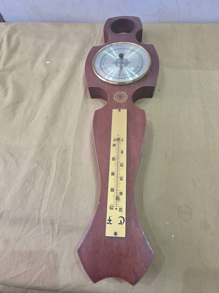 INDOOR BAROMETER AND THERMOMETER