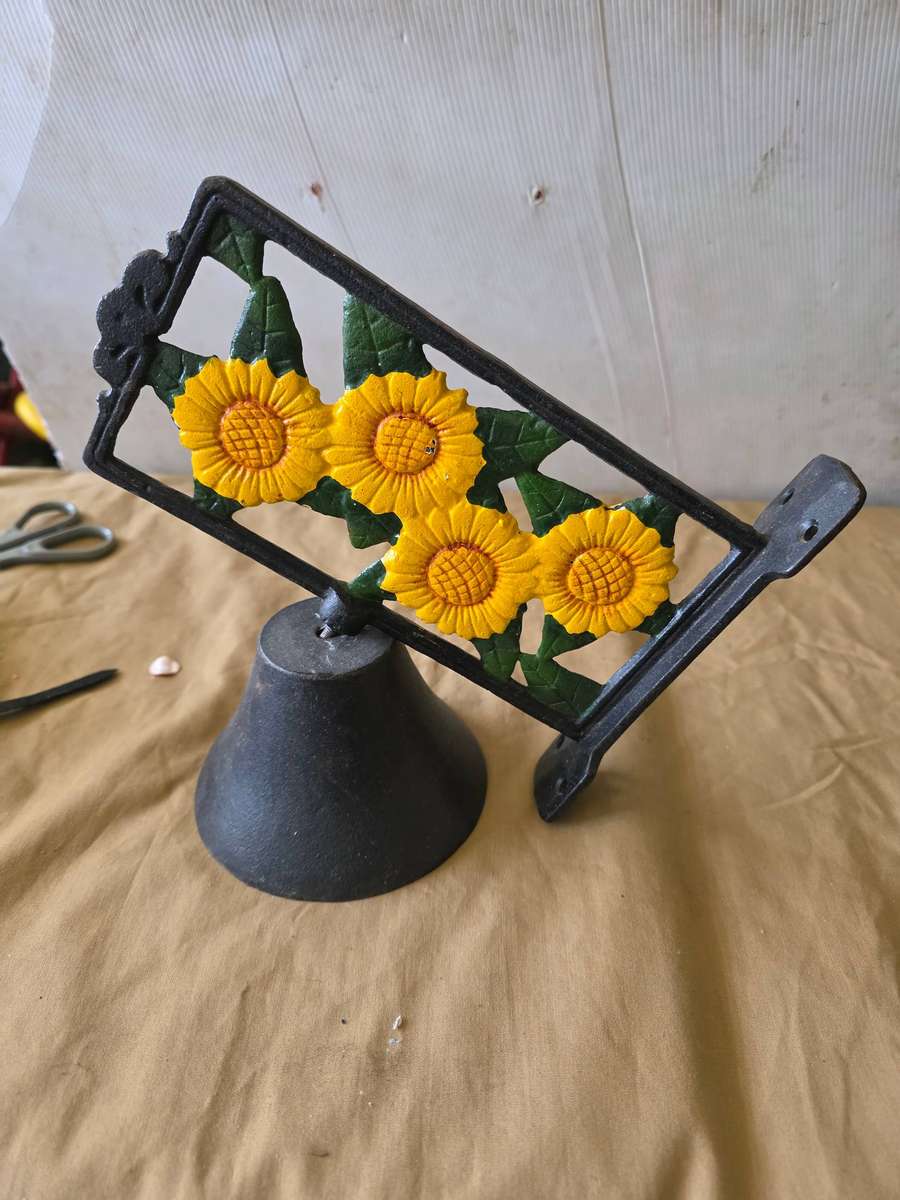 VINTAGE CAST IRON BELL