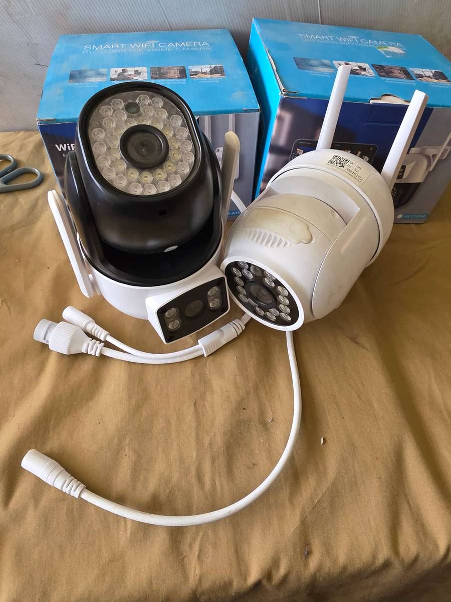 2 x Smart WiFi Cameras