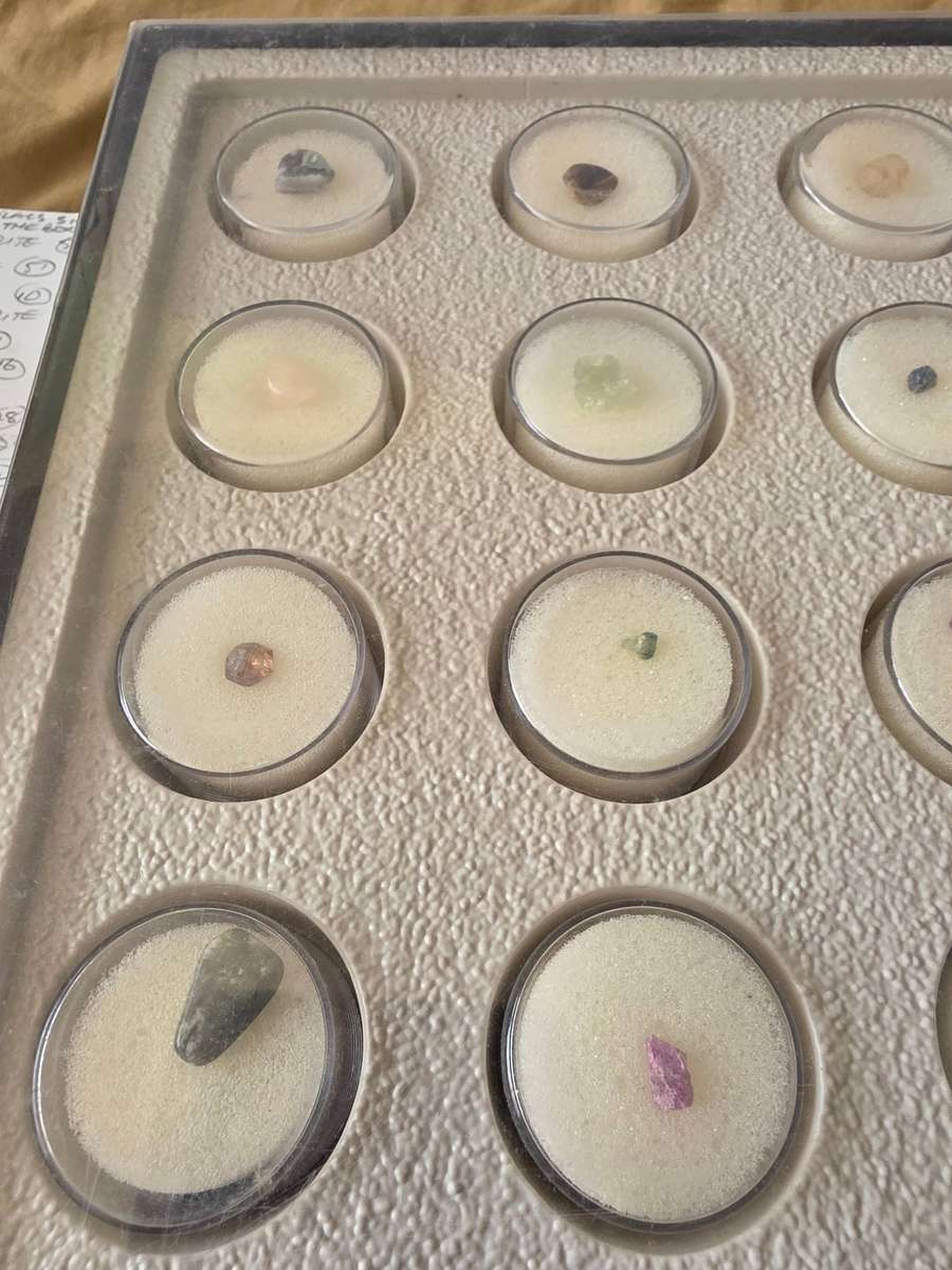 20 x MIXED LOT GEMSTONE COLLECTION