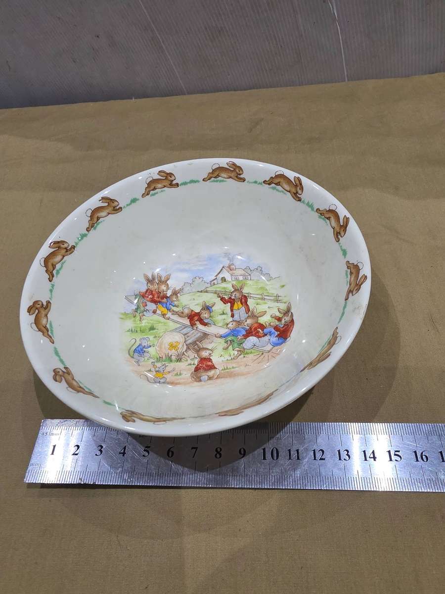 ROYAL DOULTAN BUNNYKINS CHILDRENS PORCELAIN BOWL