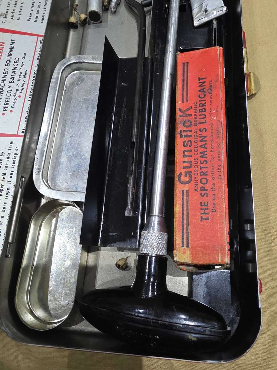 VINTAGE GUN CLEANING KIT