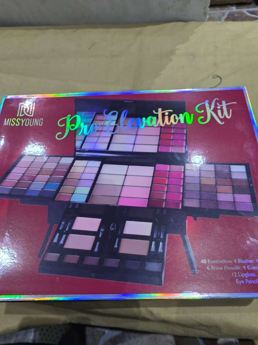 MISS YOUNG PRO ELEVATION MAKEUP KIT(96 PIECE)