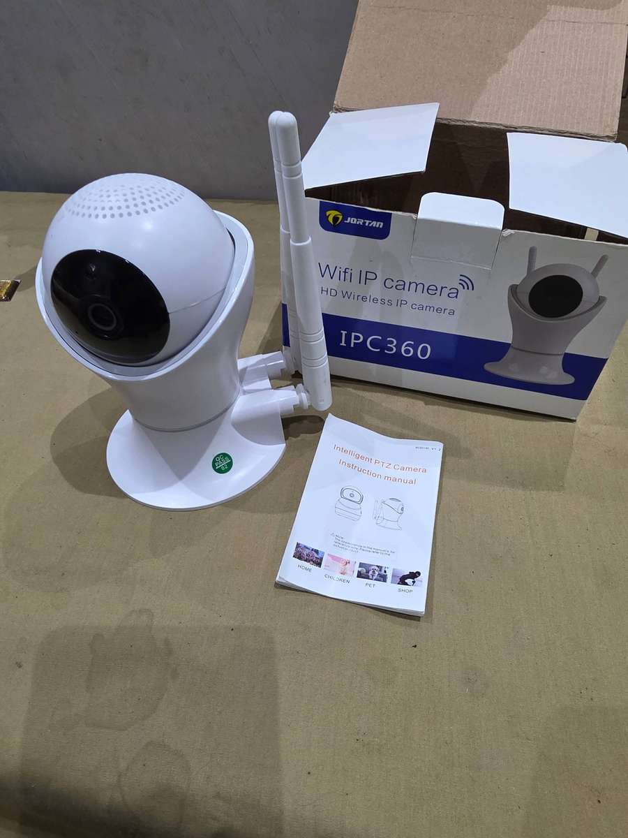 HD WIRELESS IP CAMERA