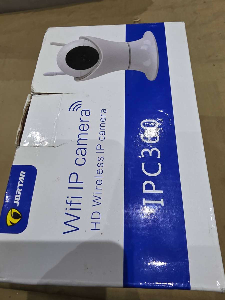 HD WIRELESS IP CAMERA