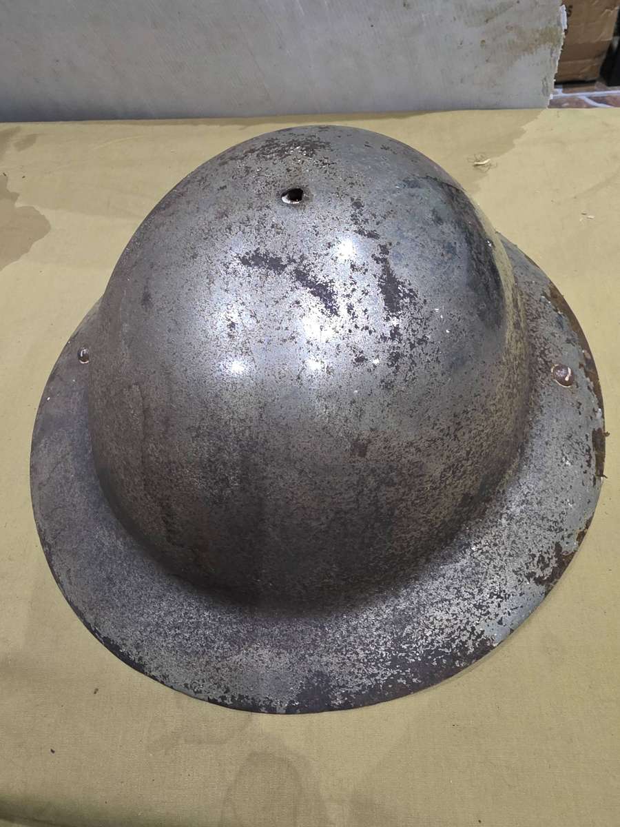 WW11 MILITARY HEADGEAR