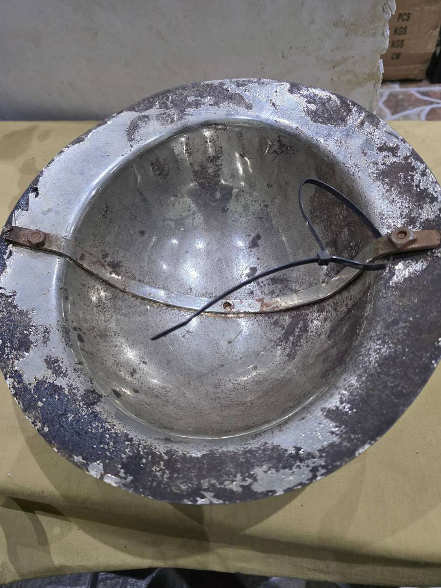 WW11 MILITARY HEADGEAR