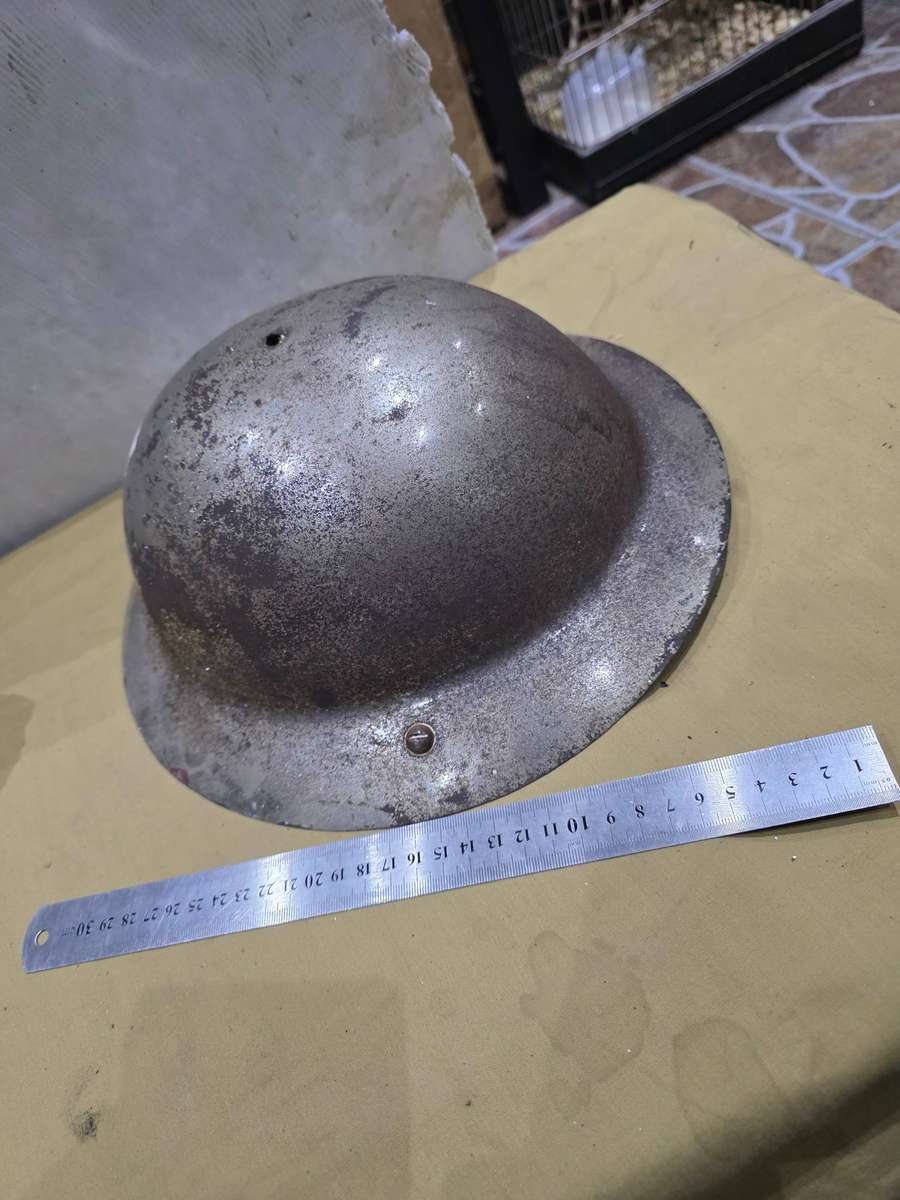 WW11 MILITARY HEADGEAR