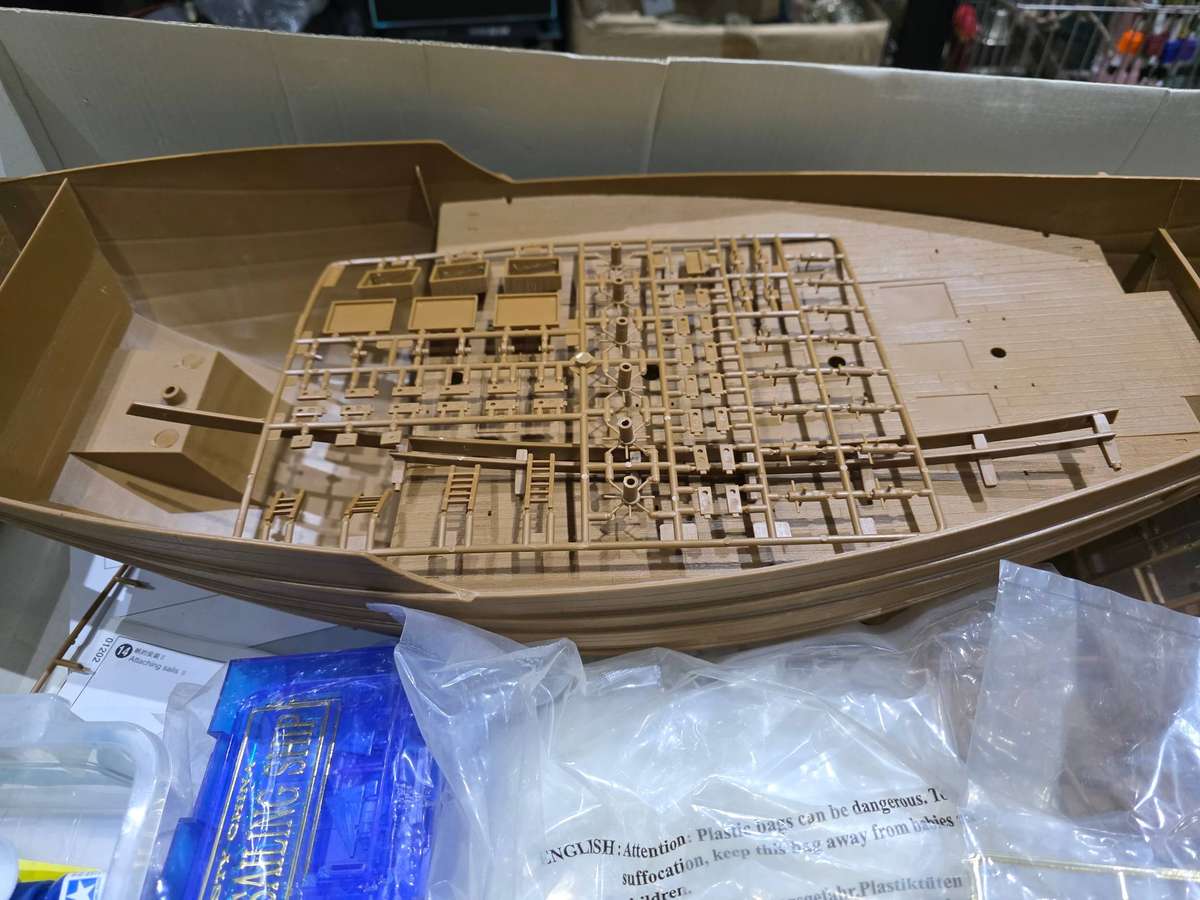CHINESE Q405-1430 MI.G DYNASTY CHENGHO SAILSHIP TO BUILD(60CM LENGTH)