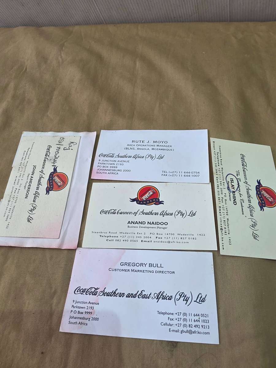 JOBLOT COLLECTABLE COCA-COLA CARDS(INCL.COCA-COLA CO. STAFFS BUSINESS CARDS)