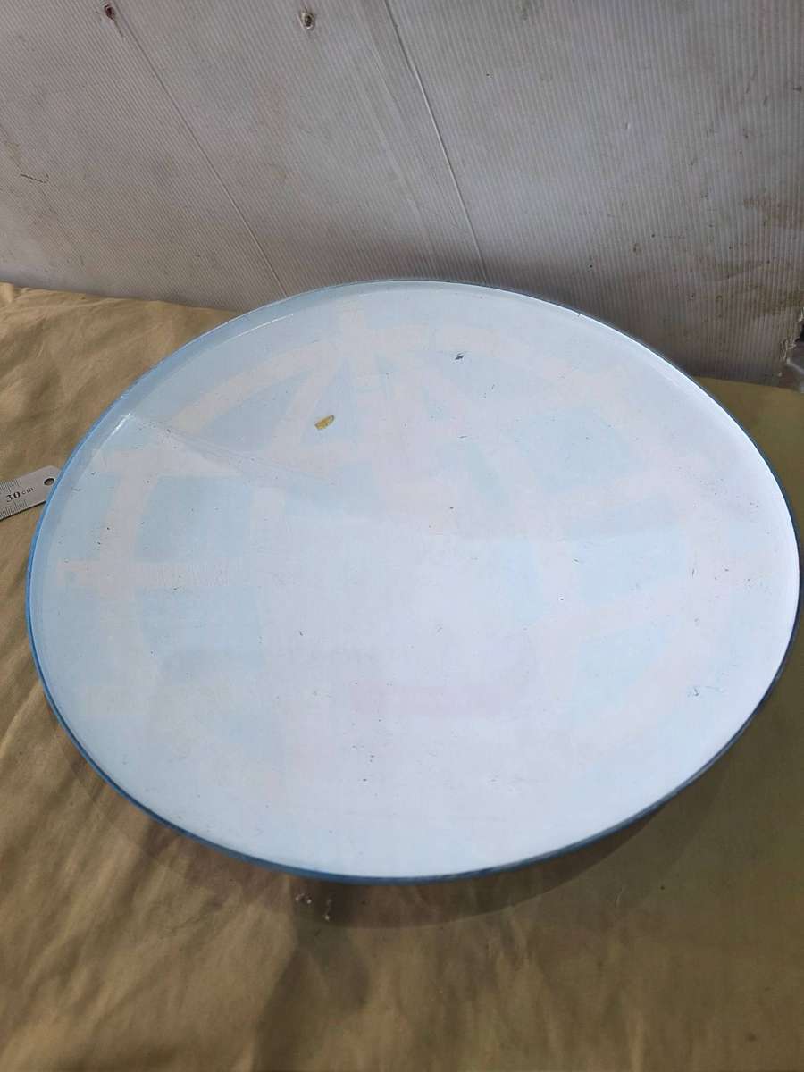 PETER STUYVESANT CURVED SIGN(36CM IN DIAMETER)