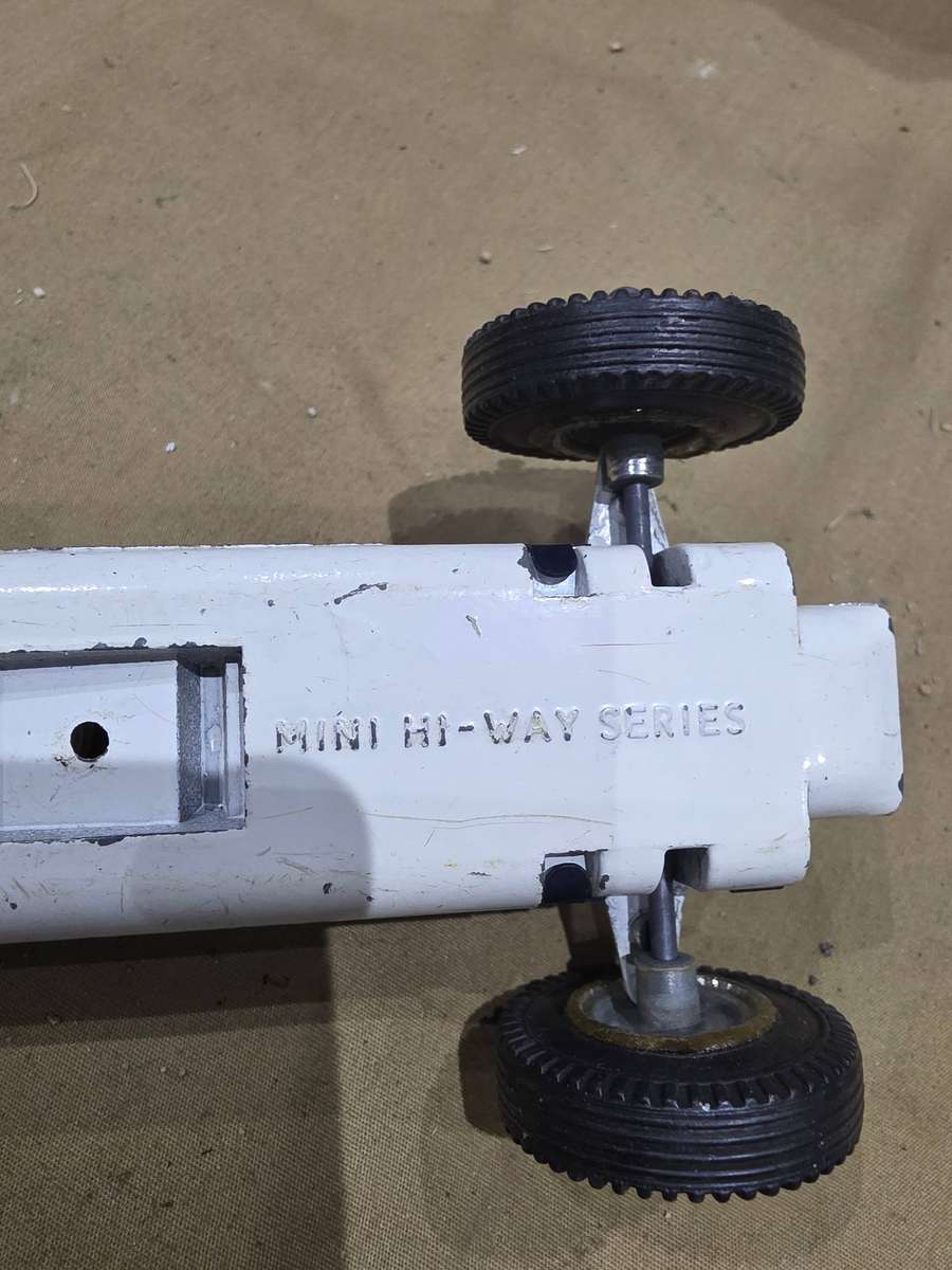 RARE MINI HI-WAY DAYTONA TRIANG FORMULA INE RACING CAR